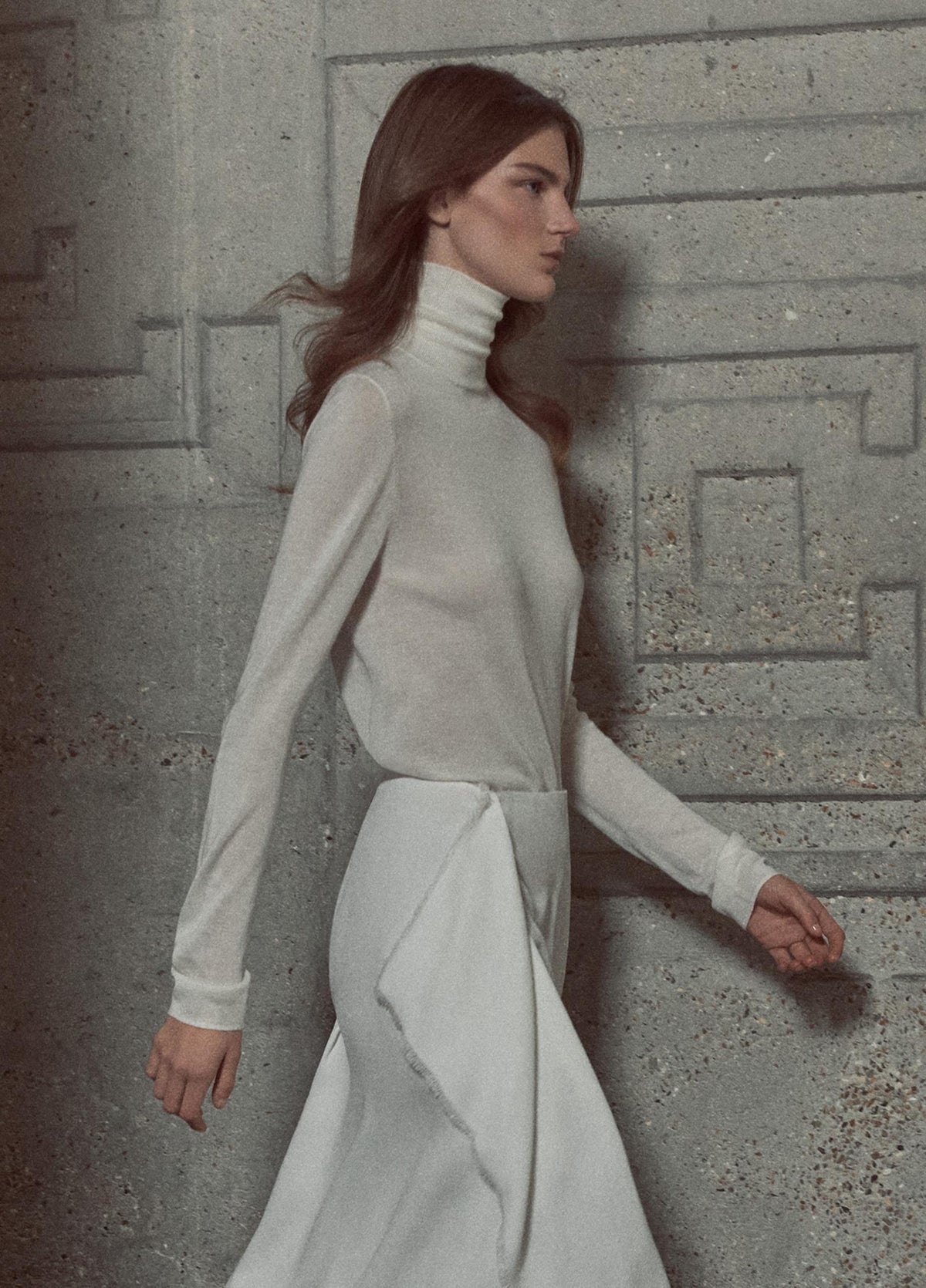 Cashmere-Silk Slim Turtleneck Sweater - US 3024