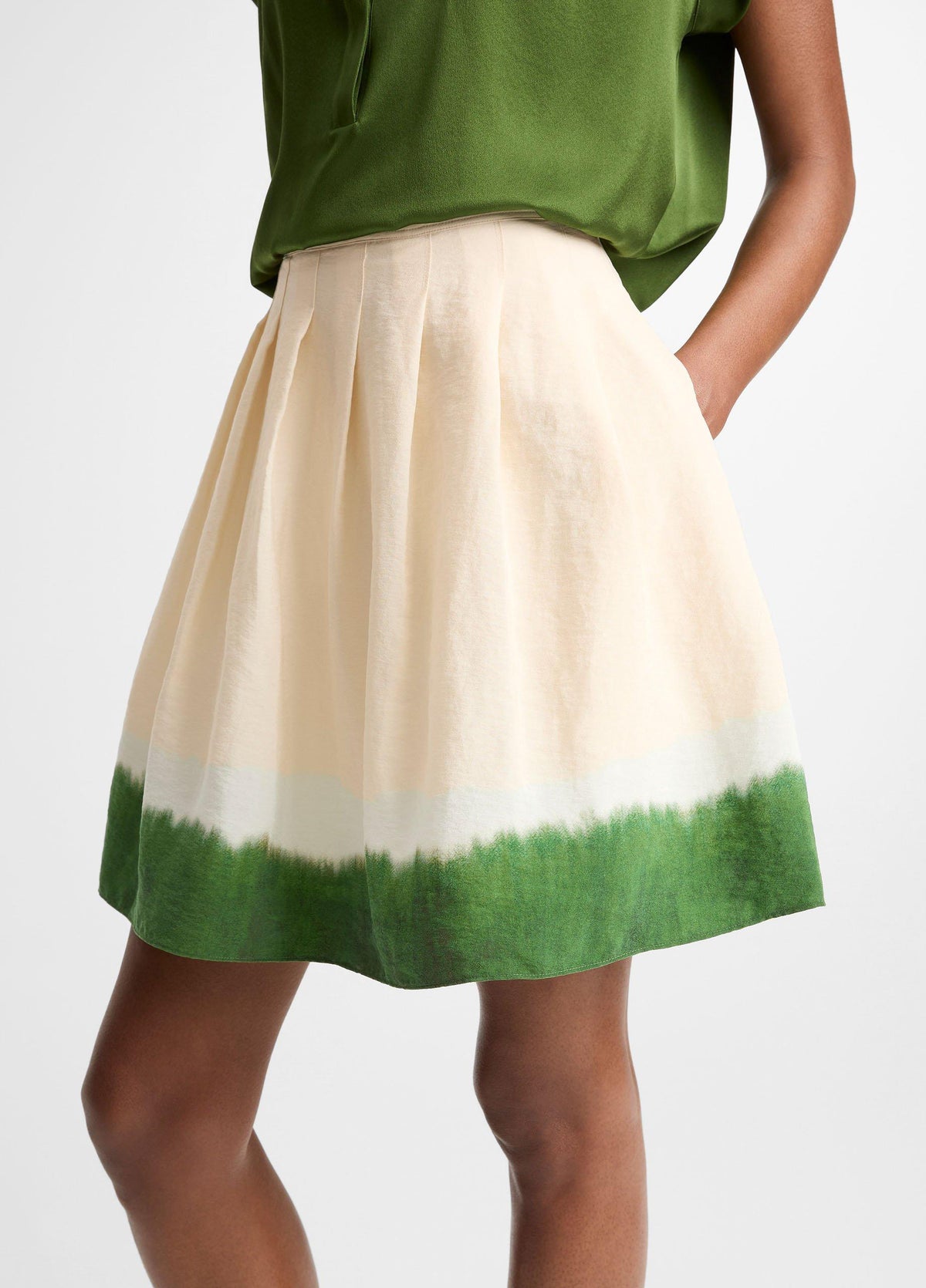 Dip-Dye Pleated Skirt - US 0900