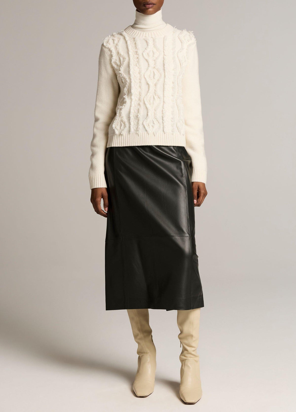 Hand-Cut Diamond Cable Wool Sweater - US 0953