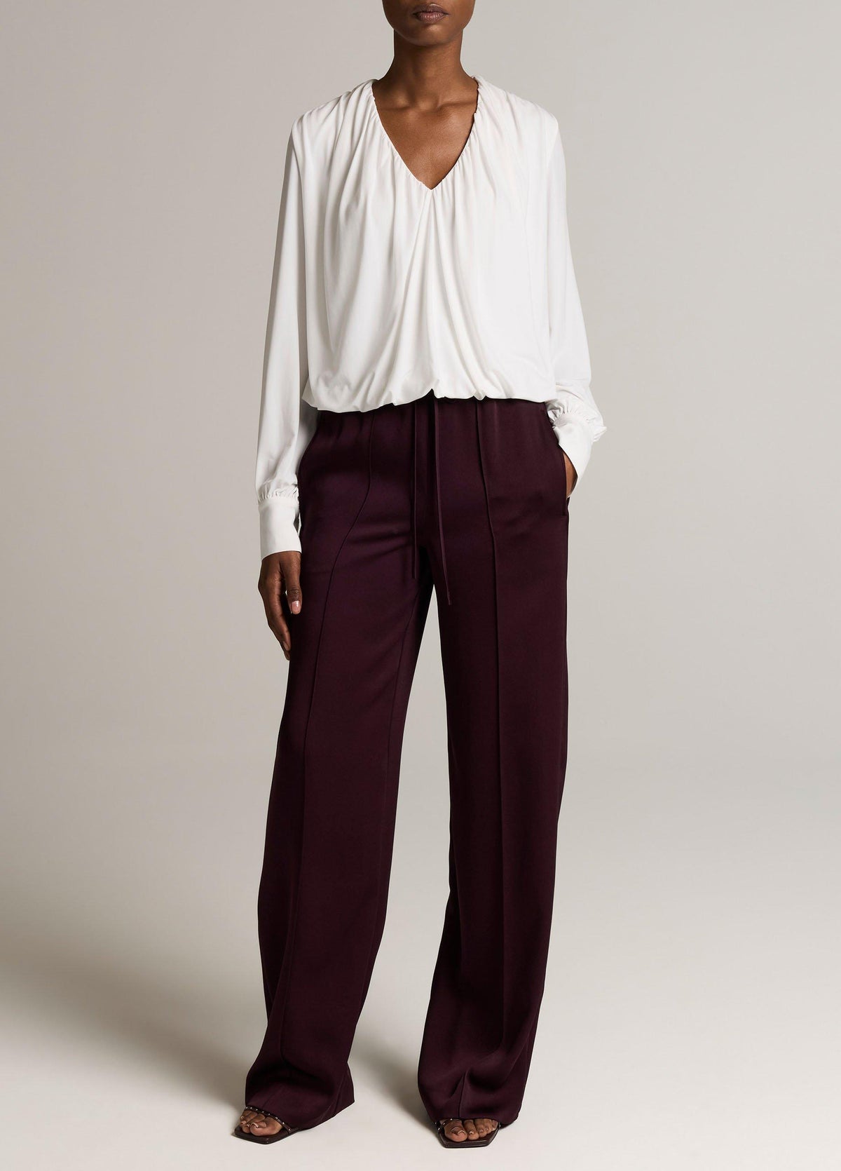 Matte Jersey V-Neck Bubble Top - US 2906