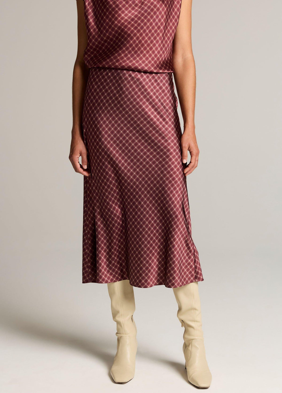 Ombré Plaid Lingerie-Trim Satin Slip Skirt - US 6976