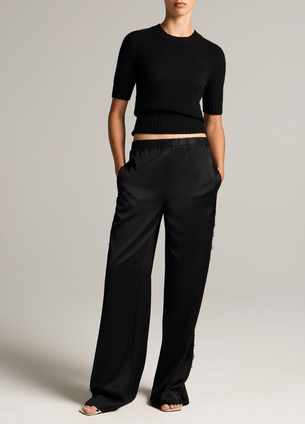 Wool-Cashmere High-Rib Short-Sleeve Sweater - US 1807