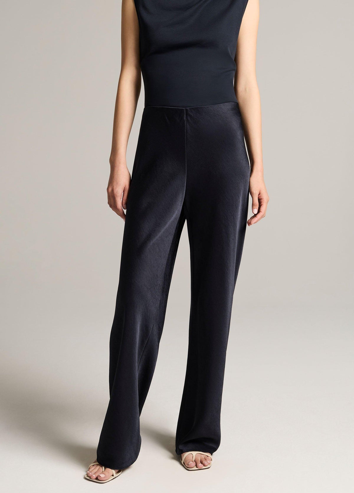 Colette High-Rise Fluid Satin Bias Pant - US 8864