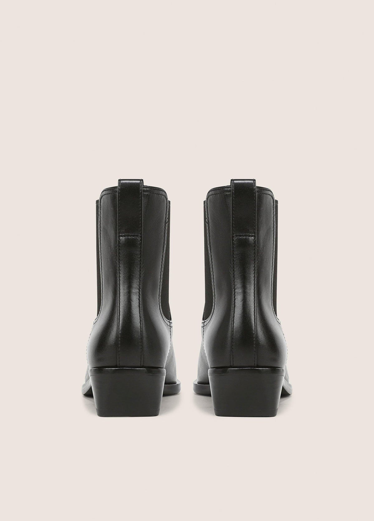 Ari Leather Ankle Boot - US 0254