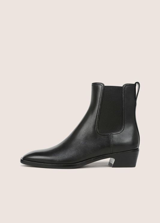 Ari Leather Ankle Boot - US 0254