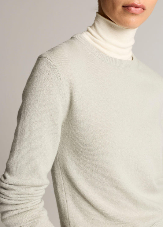 Cashmere Classic Crew Neck Sweater - US 7233