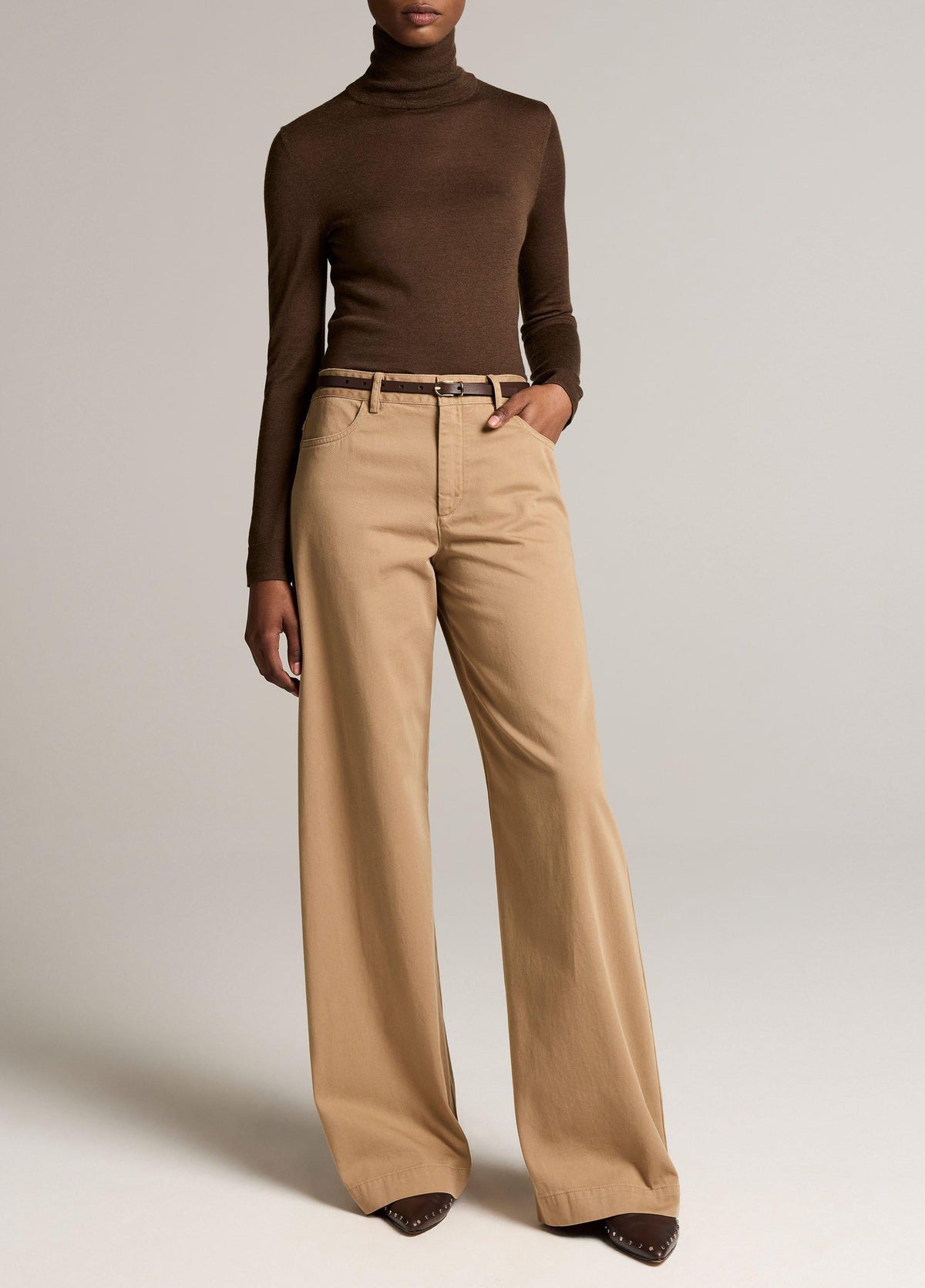 Cashmere-Silk Slim Turtleneck Sweater - US 4568