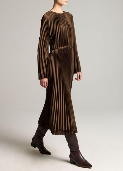 Contrast-Trim Pleated Satin Dress - US 7782
