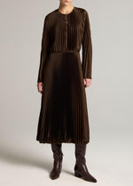 Contrast-Trim Pleated Satin Dress - US 7782