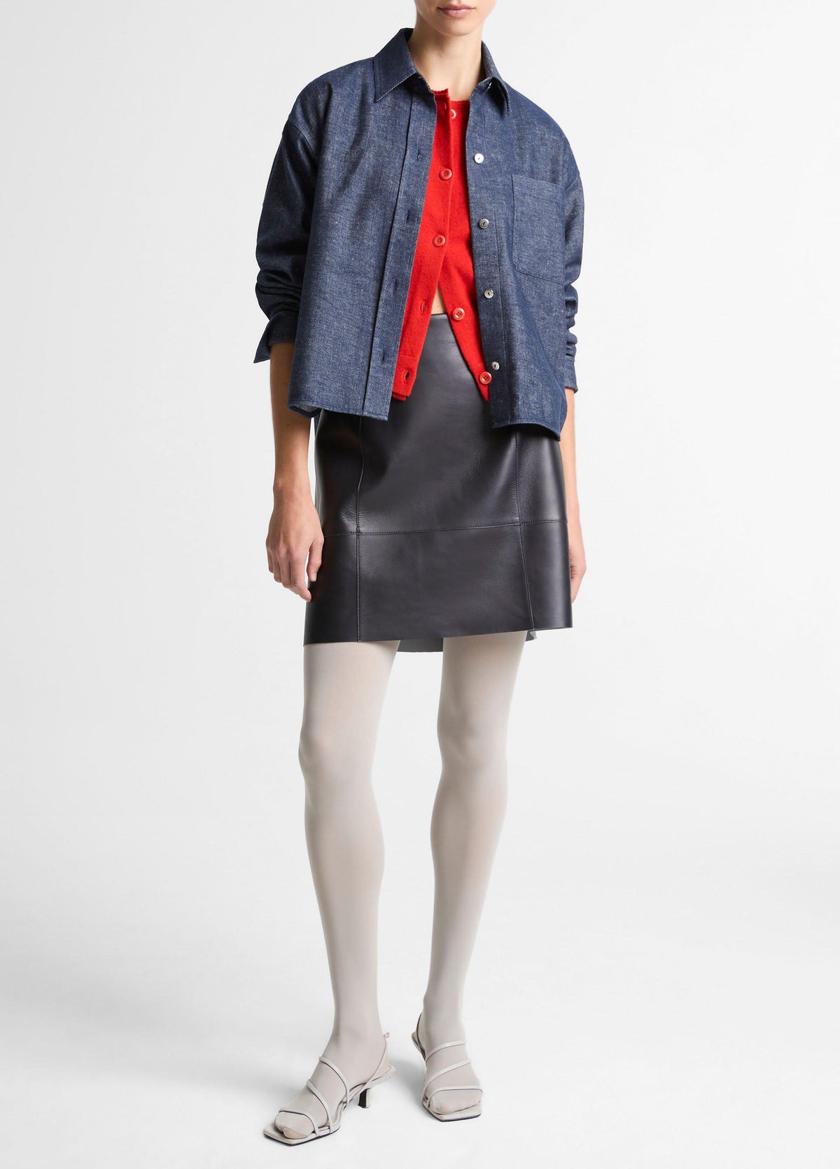 Cotton-Linen Chambray Cropped Button-Front Shirt - US 1487