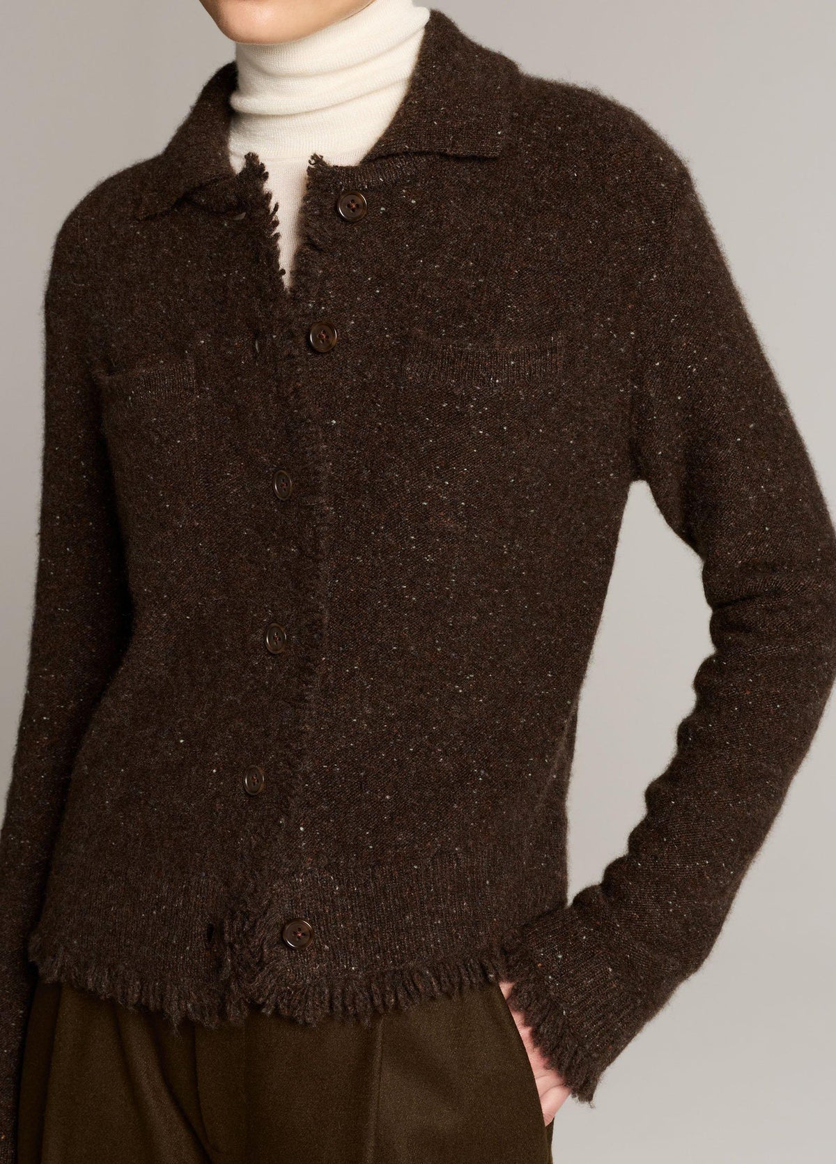 Donegal Plush Cashmere Shrunken Cardigan - US 7306