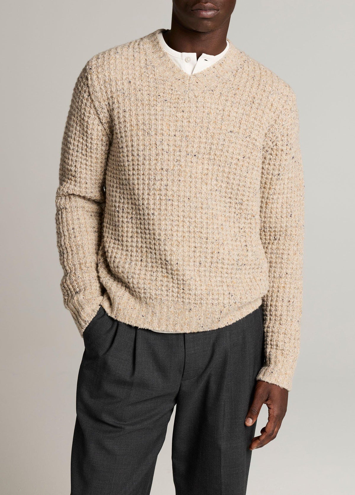 Donegal Waffle Merino Wool-Blend V-Neck Sweater - US 6815