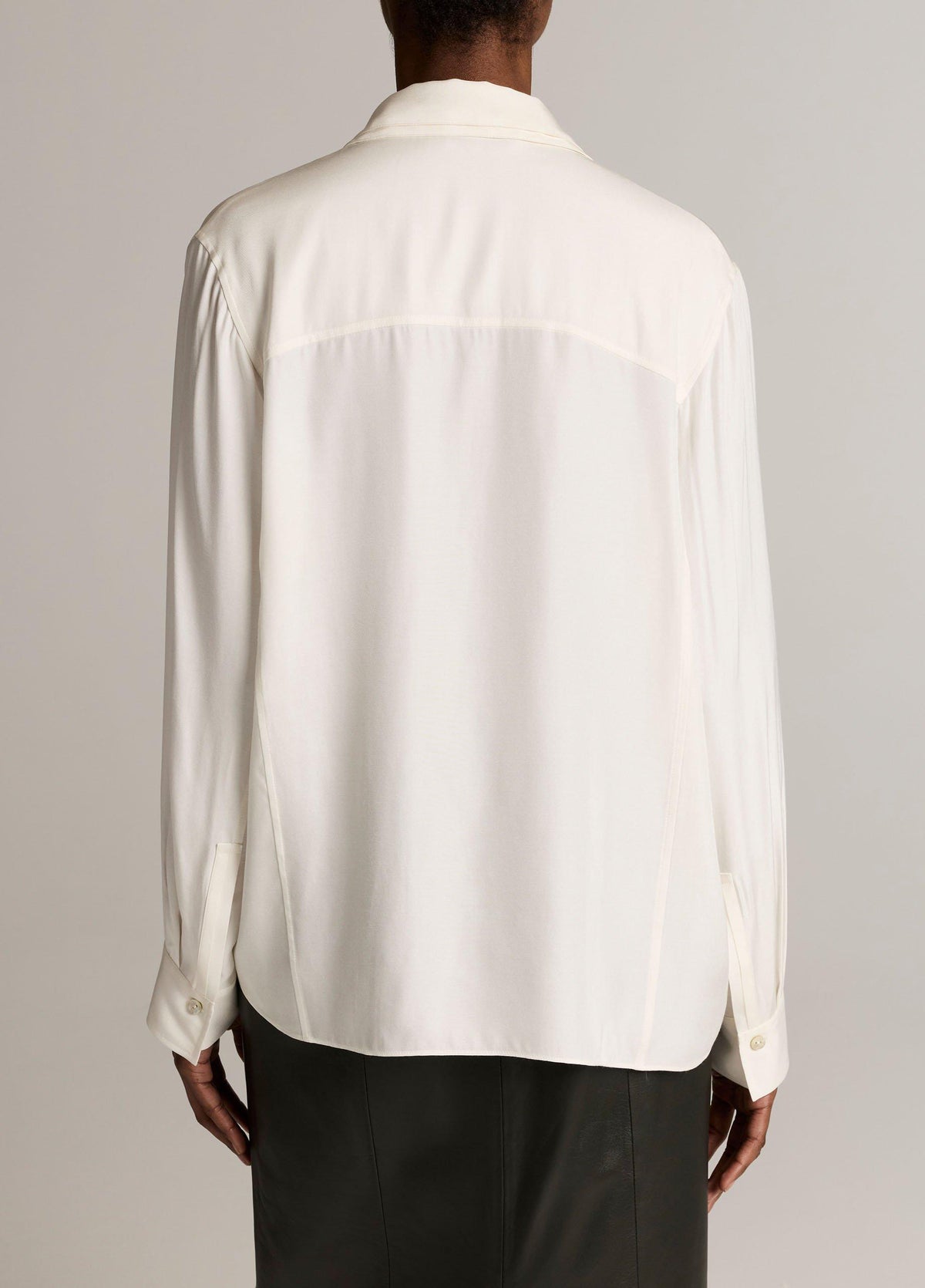 Double-Detail Silk-Blend Button-Front Shirt - US 6075