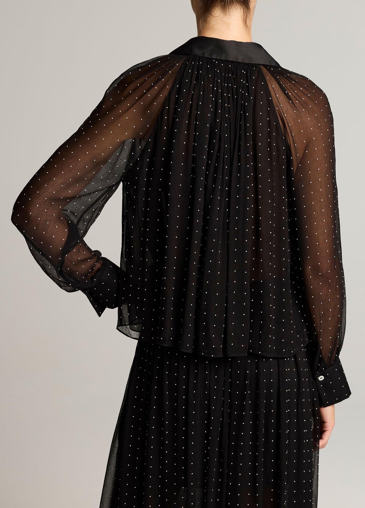Heat-Set Dot Chiffon Gathered Blouse - US 0227