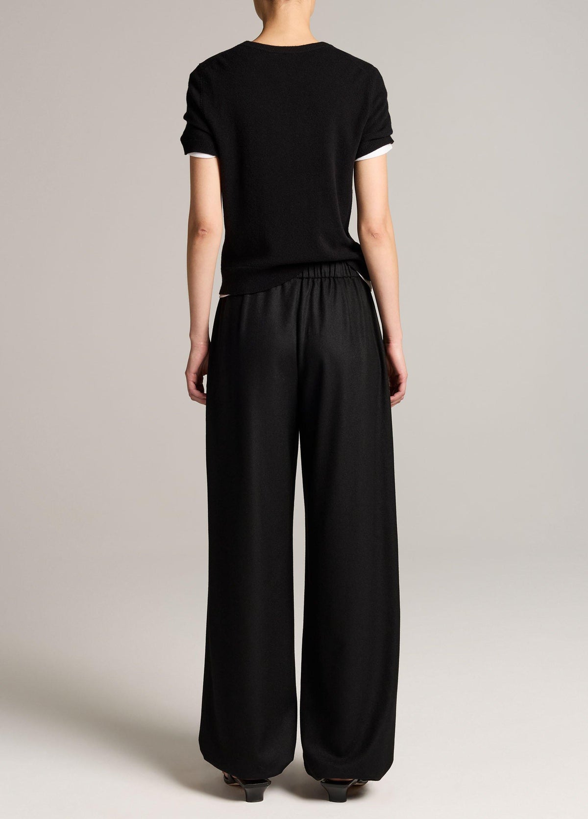 Italian Wool-Blend Flannel Drawstring Pant - US 9720
