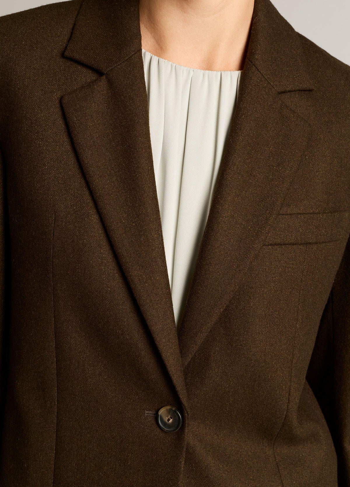 Italian Wool-Blend Flannel Short Blazer - US 7964