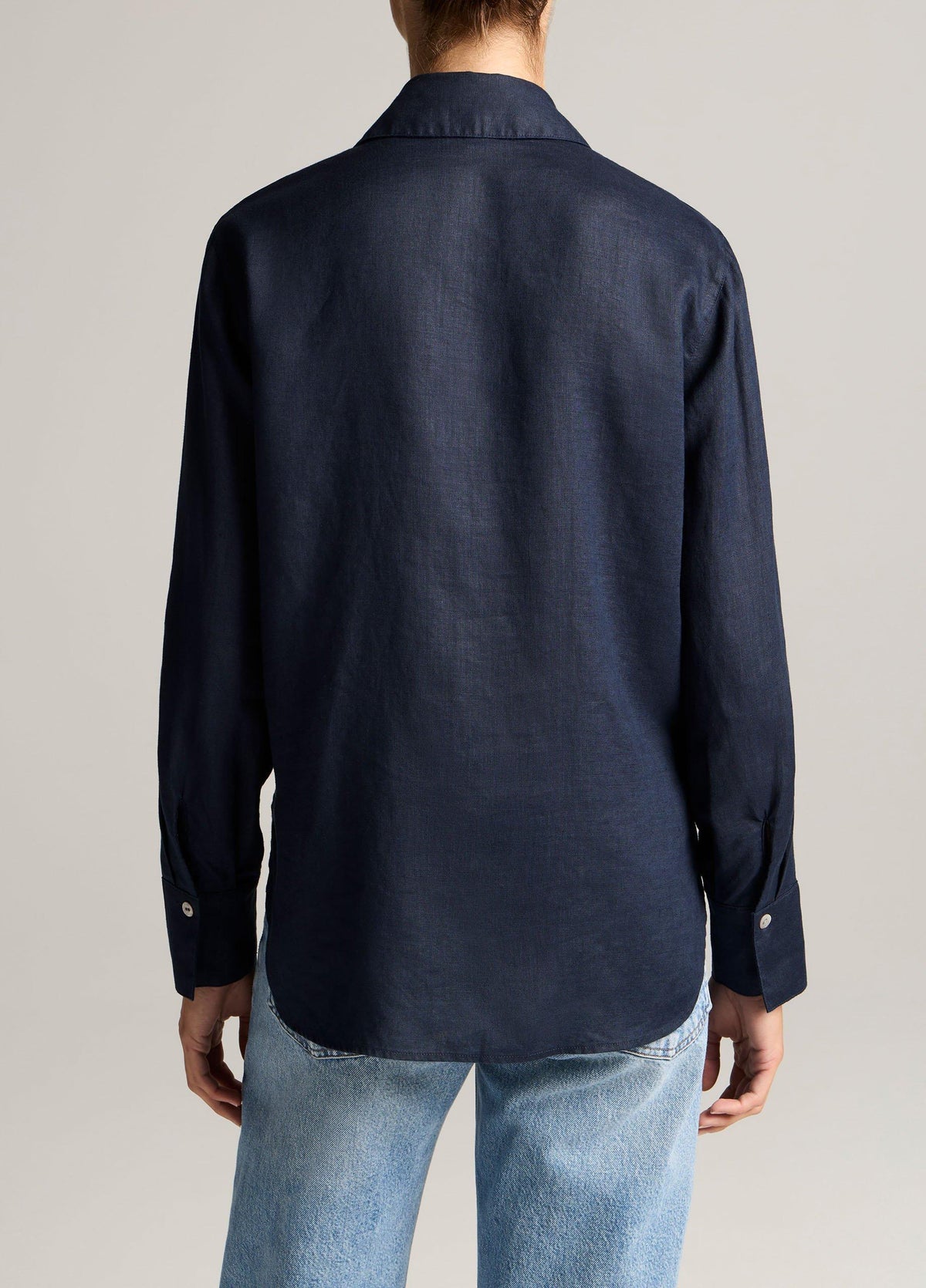 Linen Button-Front Shirt - US 6135