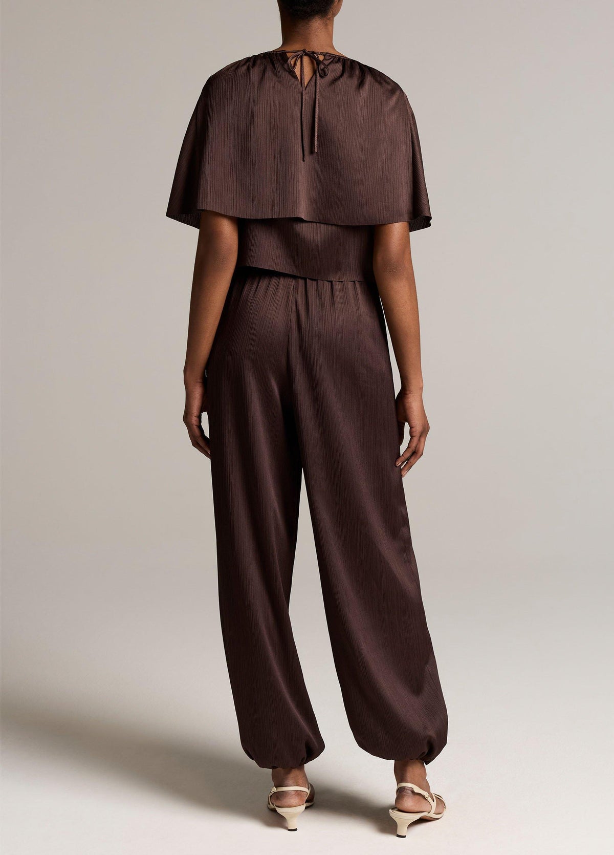 Mid-Rise Plissé Drawcord-Hem Pant - US 4613