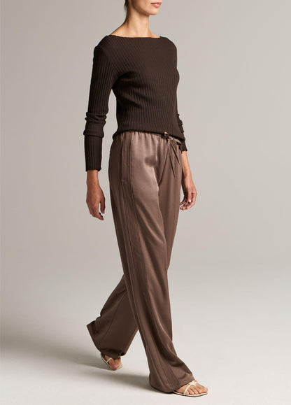 Mid-Rise Shine Crepe Pull-On Pant - US 7463