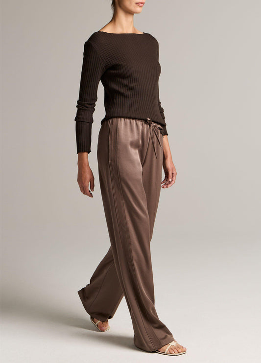 Mid-Rise Shine Crepe Pull-On Pant - US 7463