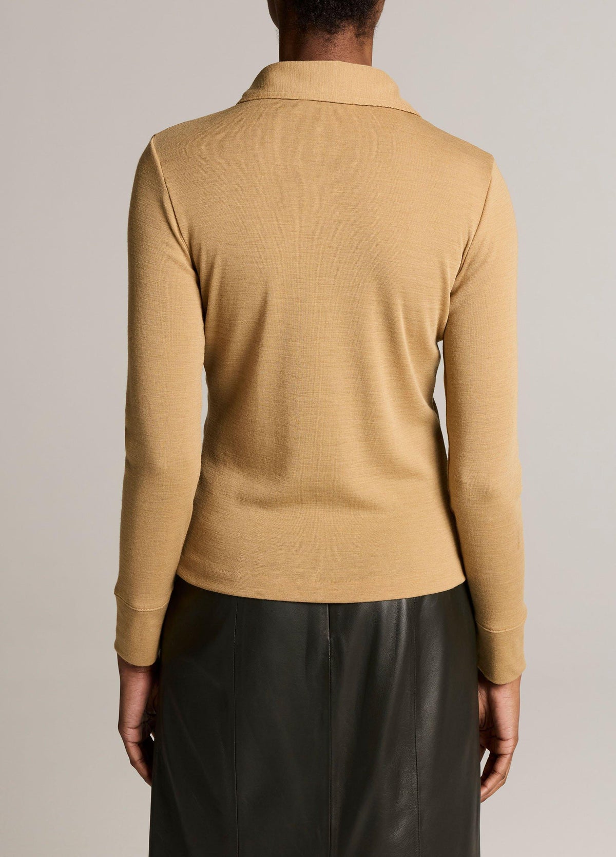 Multi-Button Collared Cardigan Top - US 6889