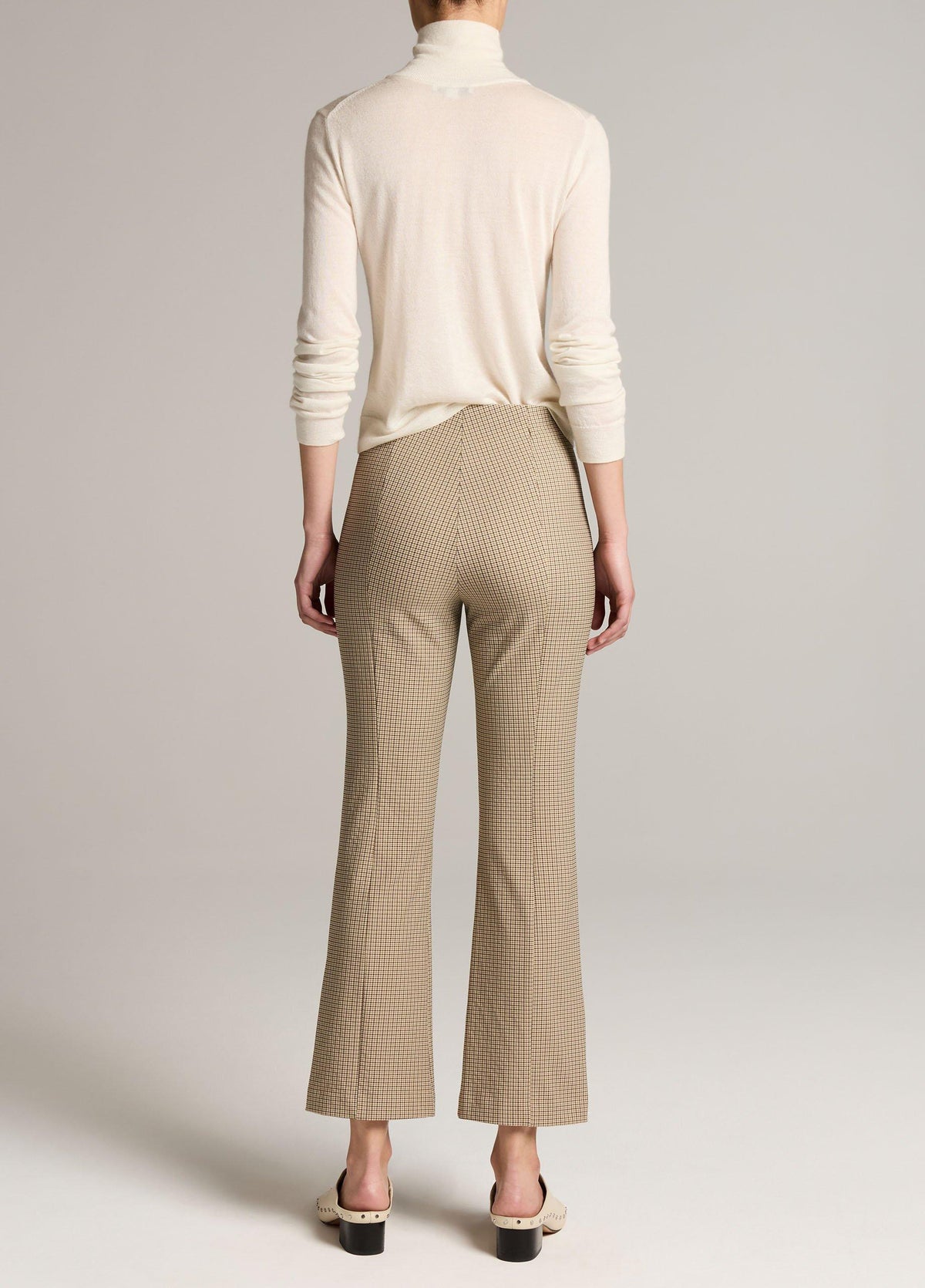 Niki Plaid Mid-Rise Crop Flare Pant - US 5460