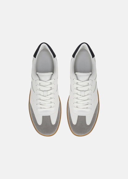 Oasis Leather Sneaker - US 3503