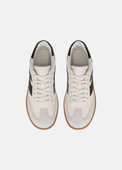 Oasis Leather and Suede Sneaker - US 2709