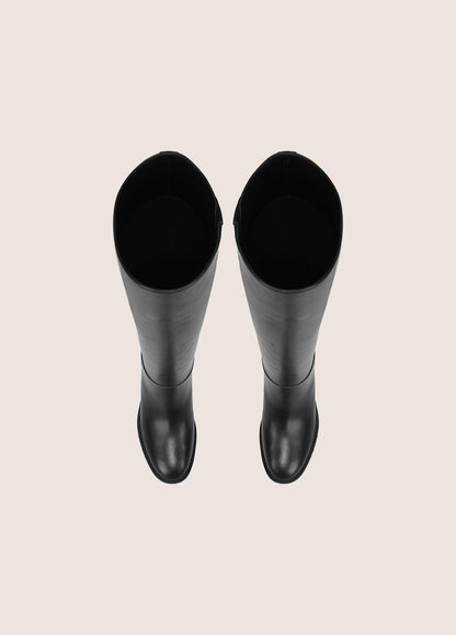 Pace Leather Knee Boot - US 1174