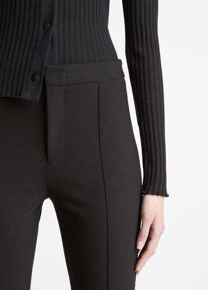 Slim-Fit Capri - US 7135