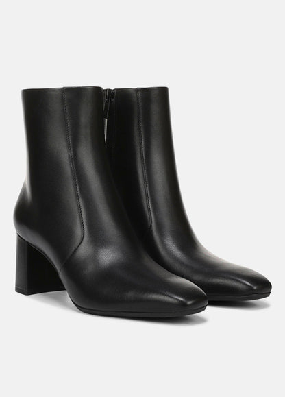 Tegan Leather Ankle Boot - US 7663