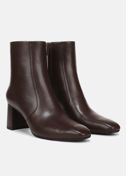 Tegan Leather Ankle Boot - US 8290