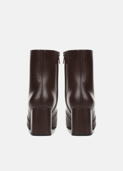 Tegan Leather Ankle Boot - US 8290