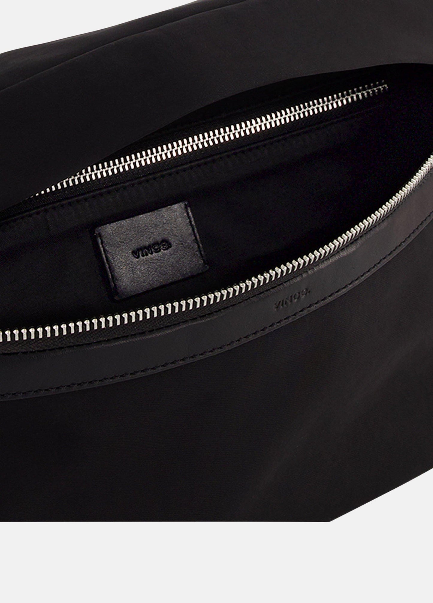 Ventura Nylon Sling Bag - US 7622