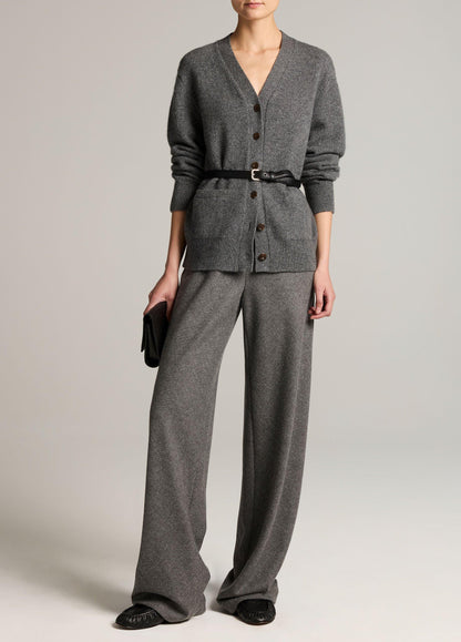 Wool & Cashmere-Blend Relaxed V-Neck Cardigan - US 7829
