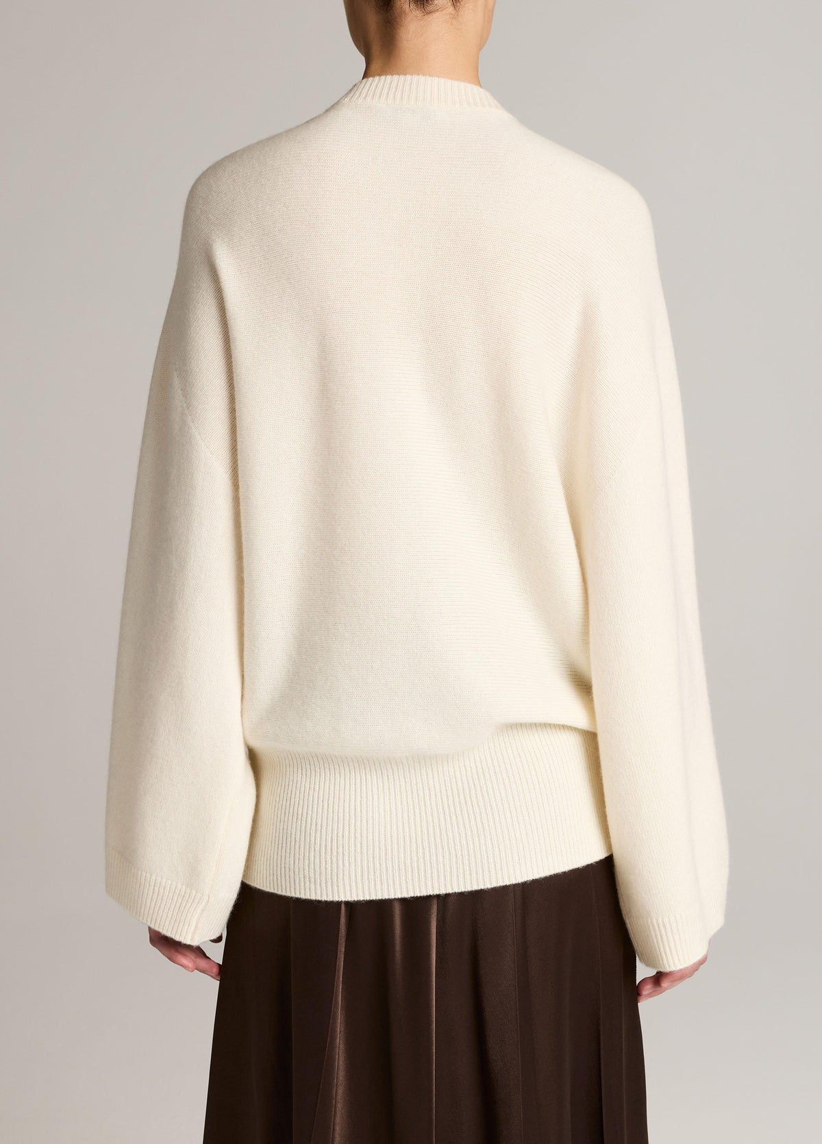 Wool-Cashmere Wide-Sleeve Crew Neck Sweater - US 3288