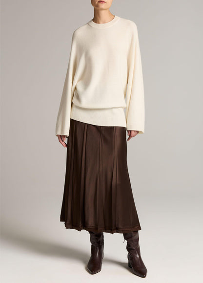 Wool-Cashmere Wide-Sleeve Crew Neck Sweater - US 3288