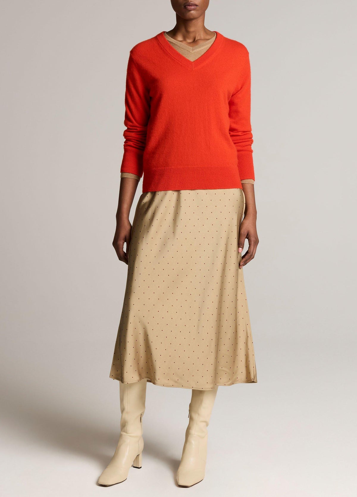 Cashmere Casual V-Neck Sweater - US 6732