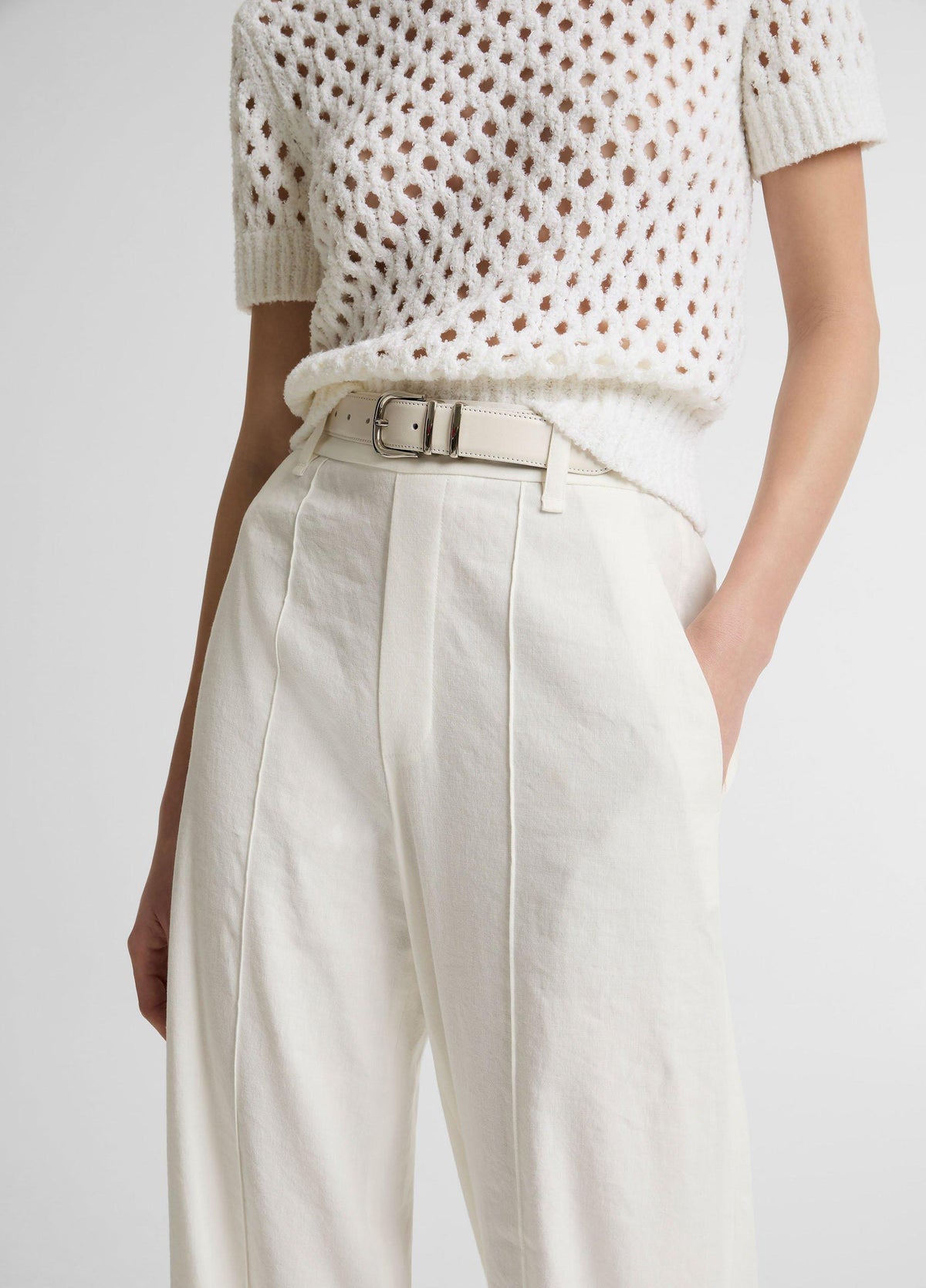 Joan High-Rise Linen-Blend Pull-On Pant - US 7352