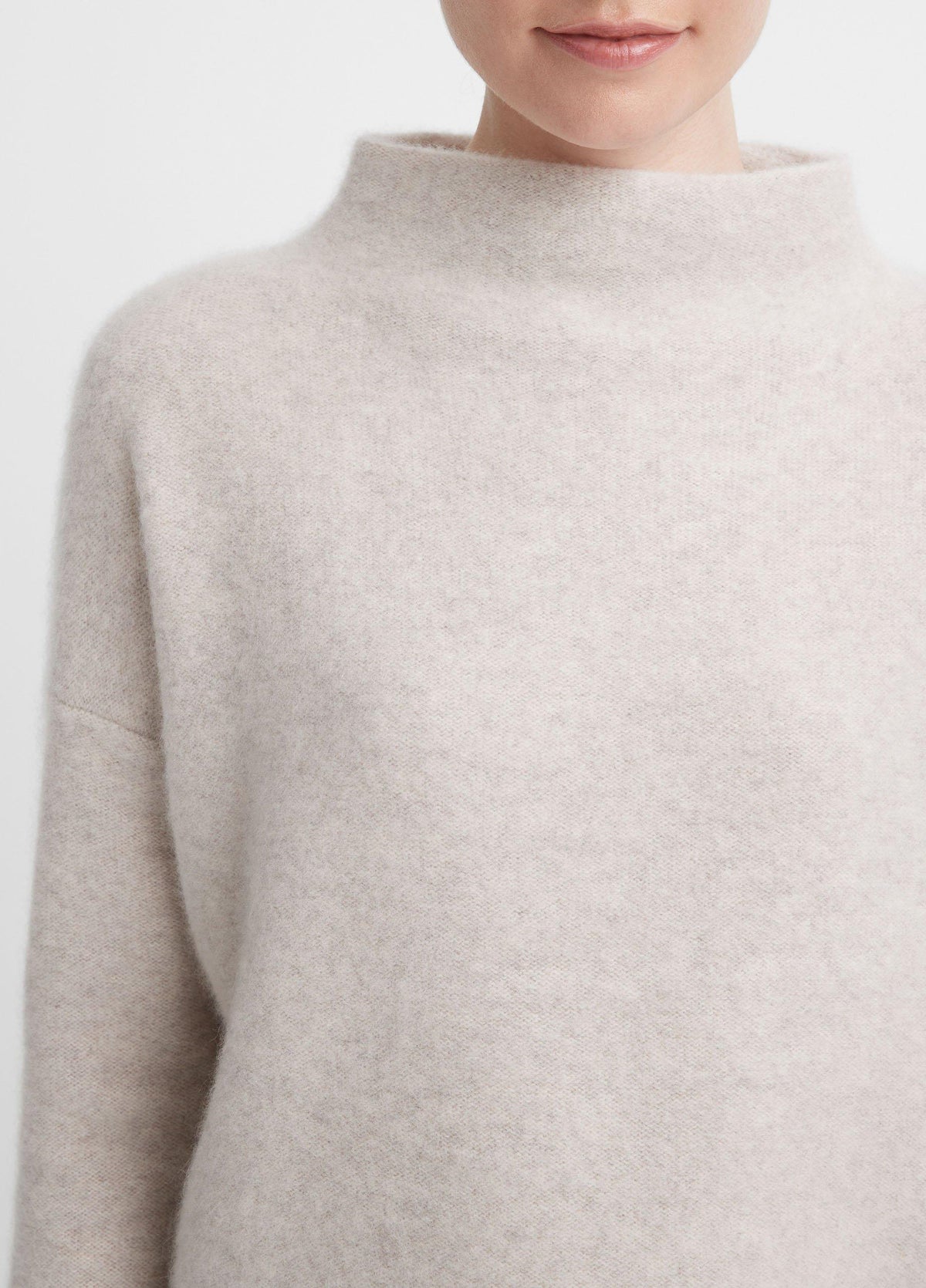Plush Cashmere Funnel-Neck Sweater - US 0099