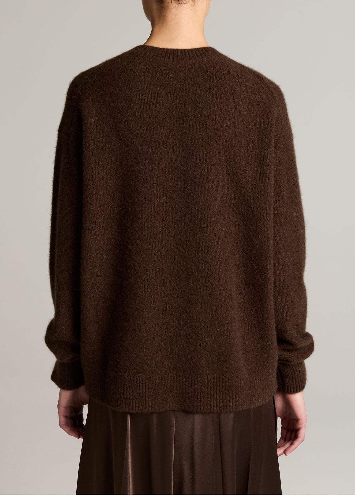 Plush Cashmere Crew Neck Sweater - US 1274