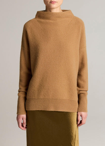 Plush Cashmere Funnel-Neck Sweater - US 9523