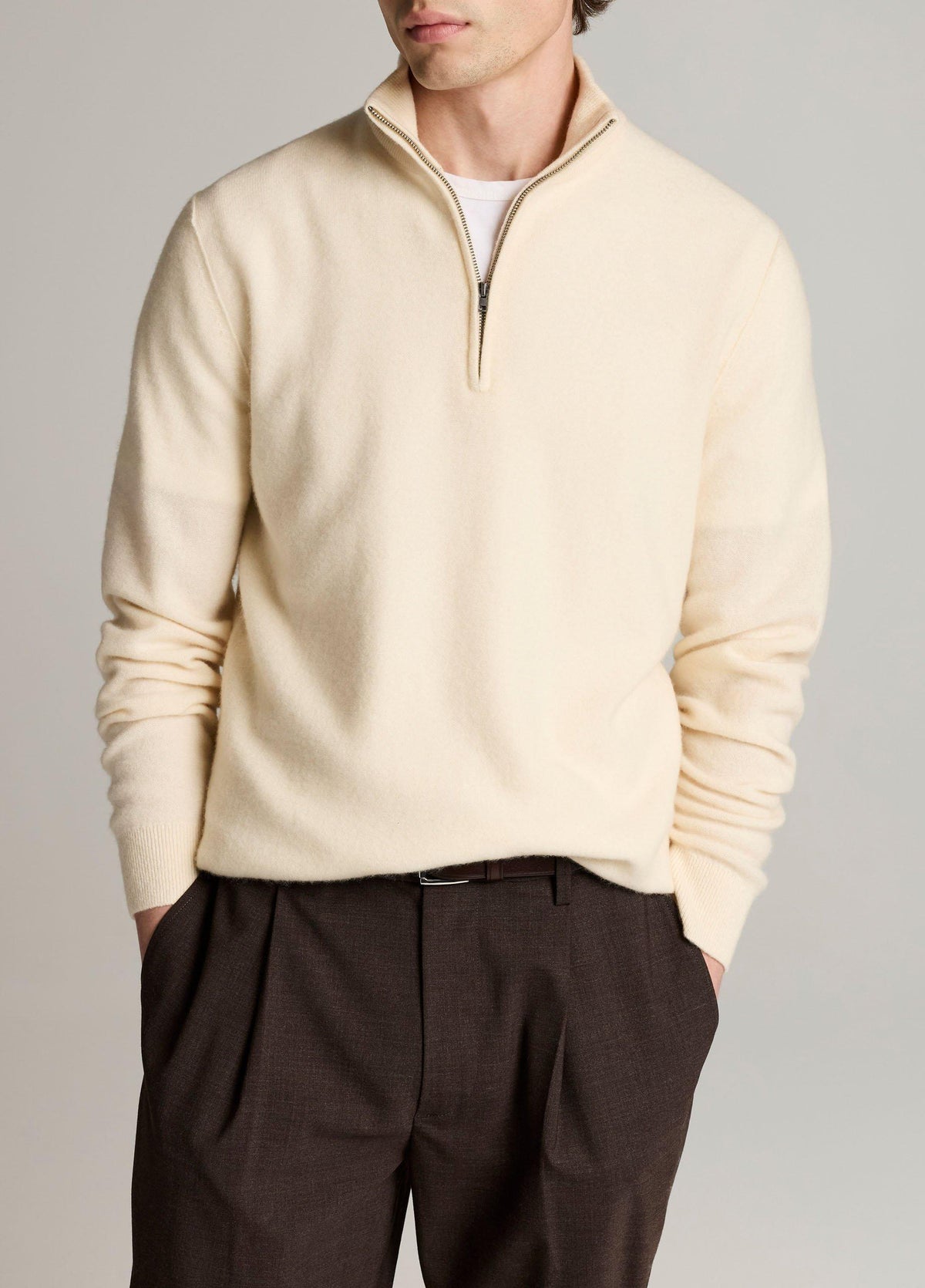 Plush Cashmere Quarter-Zip Sweater - US 8601