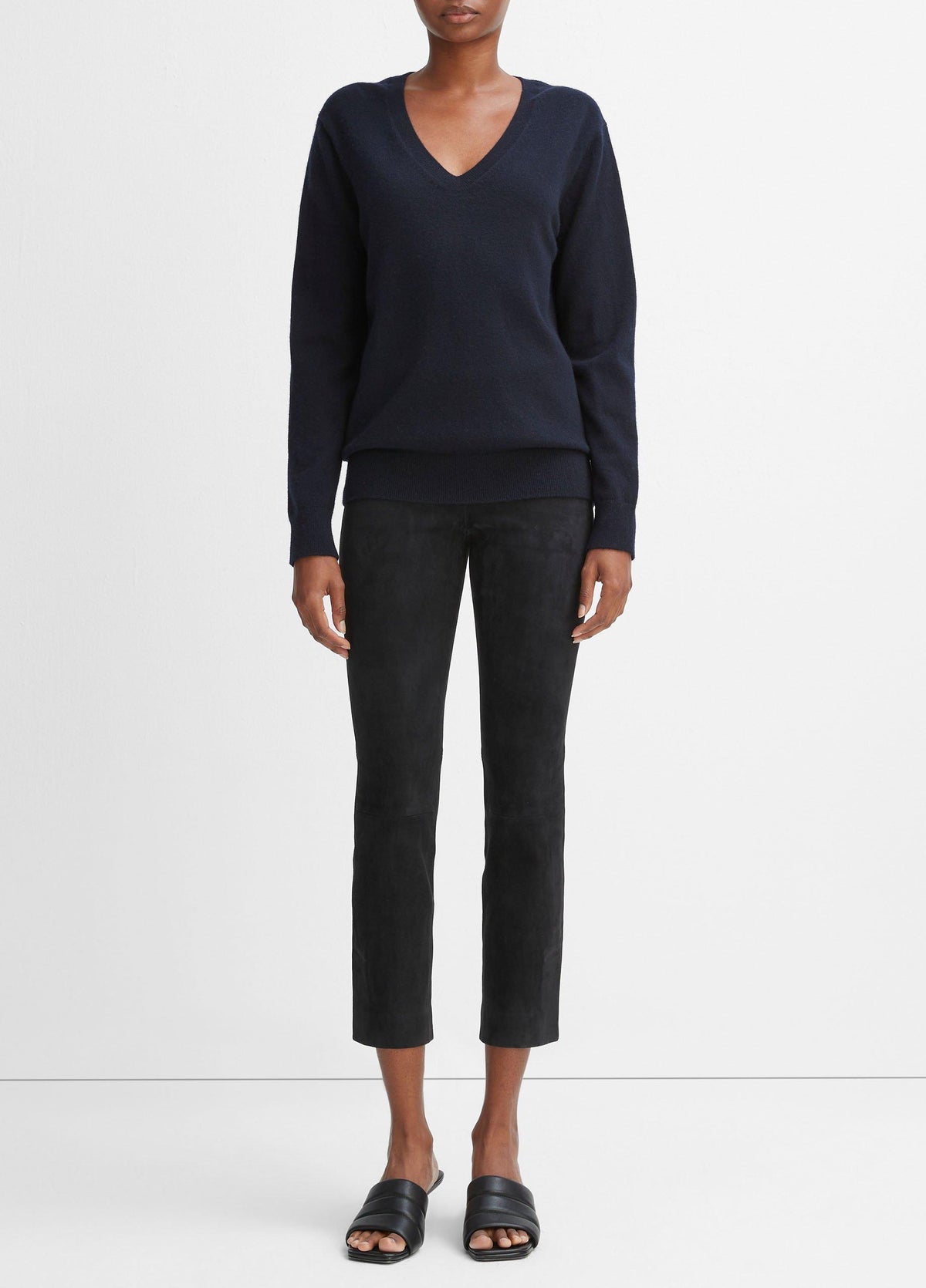 Stretch Suede Split Hem Crop Legging - US 7355