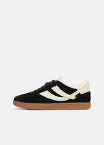 Oasis Suede & Shearling Sneaker - US 7125