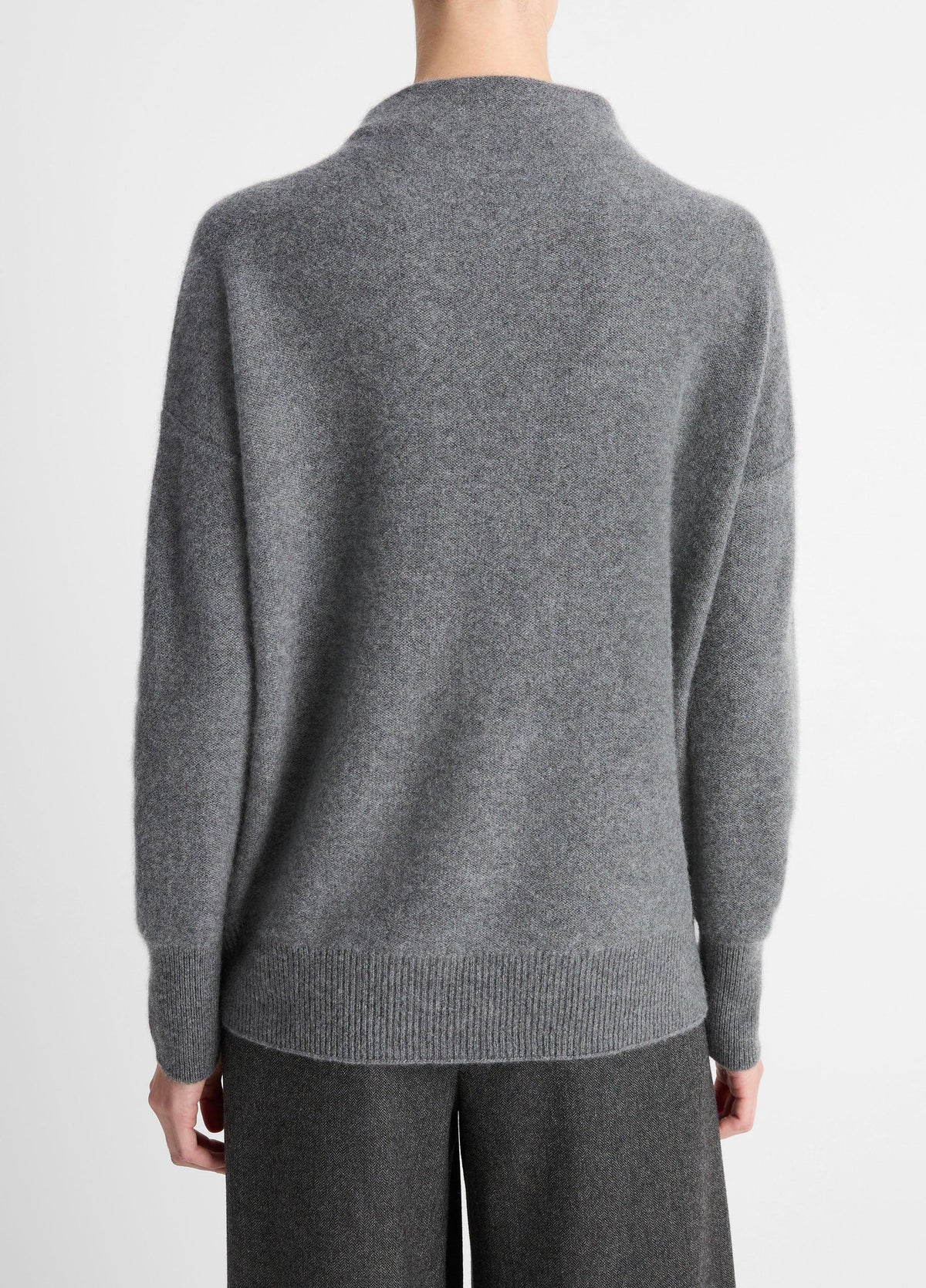 Plush Cashmere Funnel-Neck Sweater - US 4185