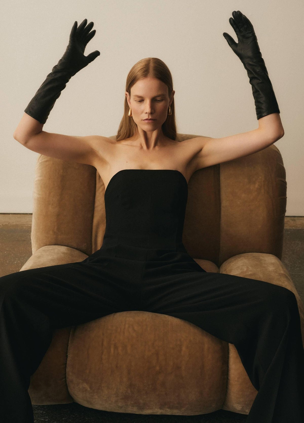 Cashmere-Lined Medium Leather Glove - US 2467