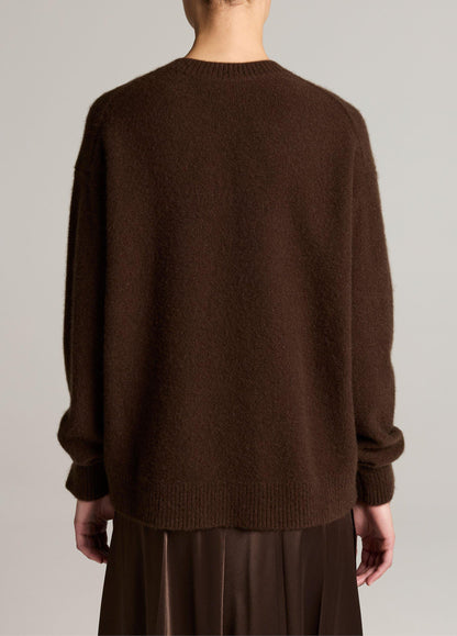 Plush Cashmere Crew Neck Sweater - US 1274