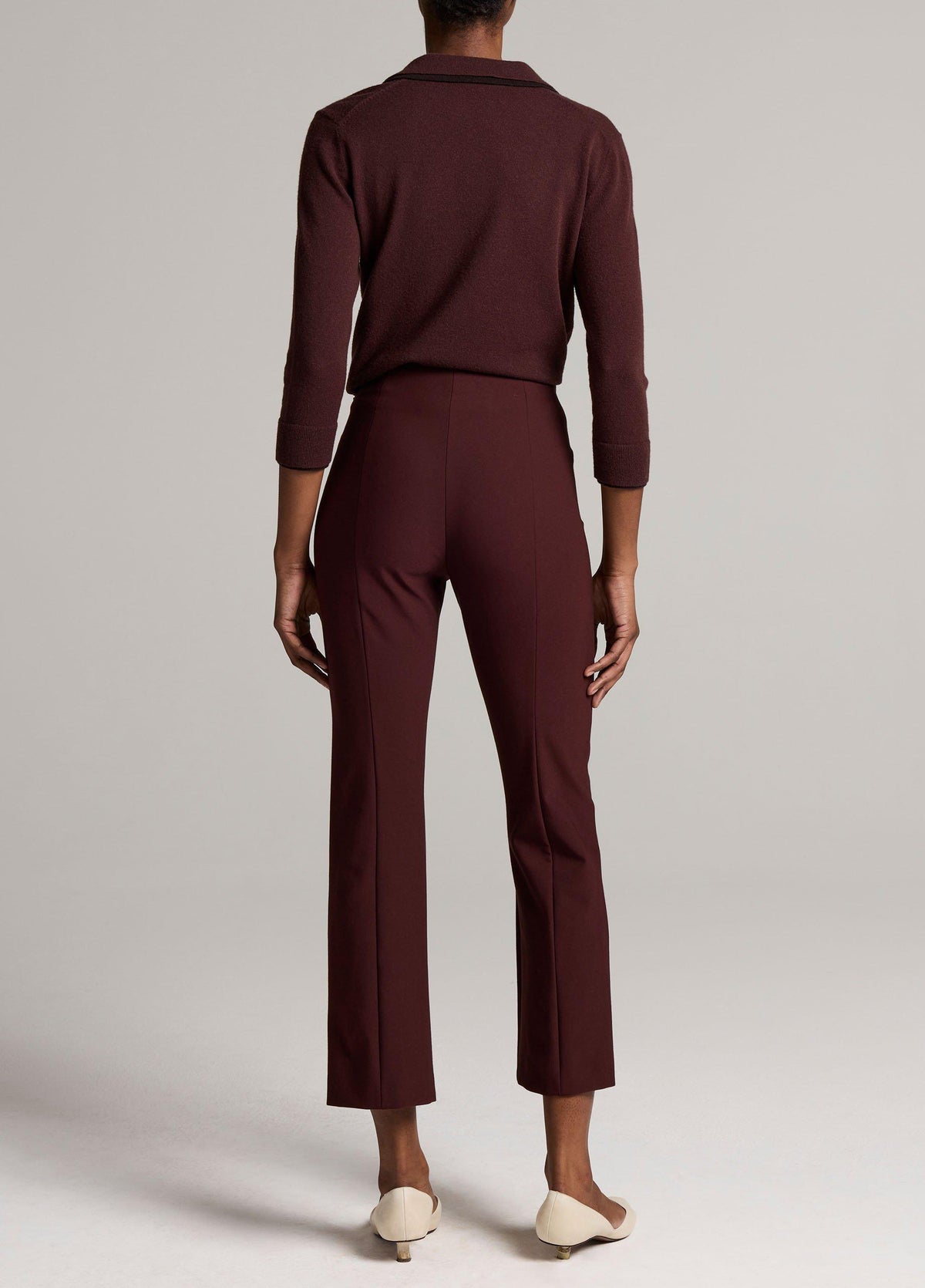 Niki Mid-Rise Pintuck Crop Flare Pant - US 4469